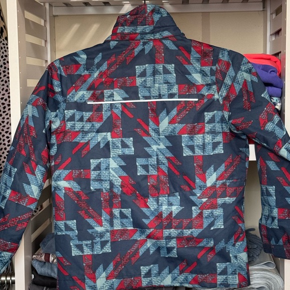 COLUMBIA BOYS WATERPROOF JACKET. ZIP-IN WINDPROOF, ZIPPERED POCKETS JACKET. - Picture 10 of 14